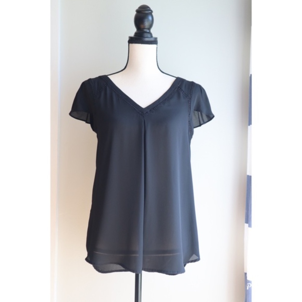 Black Maeve-Anthropologie V Neck Top Size 2